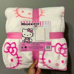 Hello Kitty White Blanket Twin XL